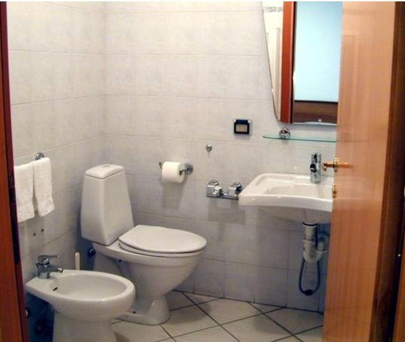 Hotel Astoria Viareggio Bagian luar foto